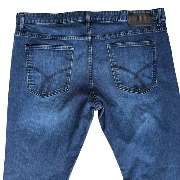 Calvin Klein Men's Slim Straight Leg Jeans 40x32 Dark Wash Blue Denim Classic - Picture 9 of 14